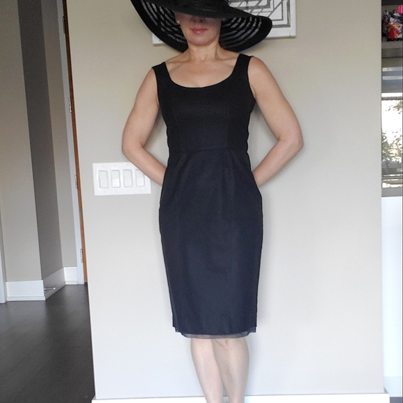 Sandra Angelozzi Dresses & Skirts - 👑 2X HOST PICK 👑 Sandra Angelozzi Little Black Dress